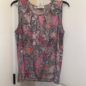 Women “Nine West” Sleeveless Blouse